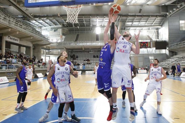El HLA Lucentum vuelve a ganar a domicilio