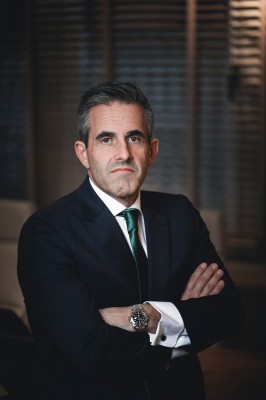 El Corte Inglés da 'luz verde' a la entrada de Mutua y reelige a Víctor Del Pozo como CEO hasta 2027