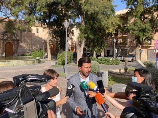 División en el bipartito oriolano: Cs rechaza la propuesta del PP sobre las áreas esenciales del Ayuntamiento