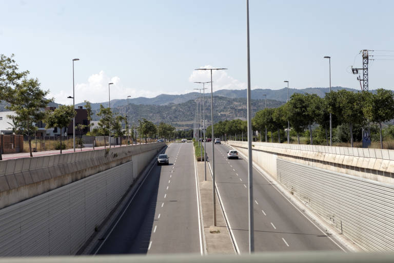 El nuevo radar vigilará las rondas de Castelló al confirmarse como puntos negros del tráfico