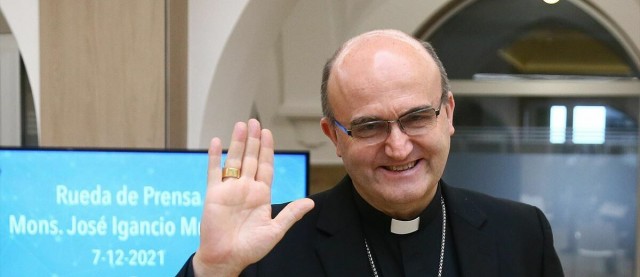 Munilla tomará posesión del Obispado de Orihuela-Alicante a lomos de una mula blanca