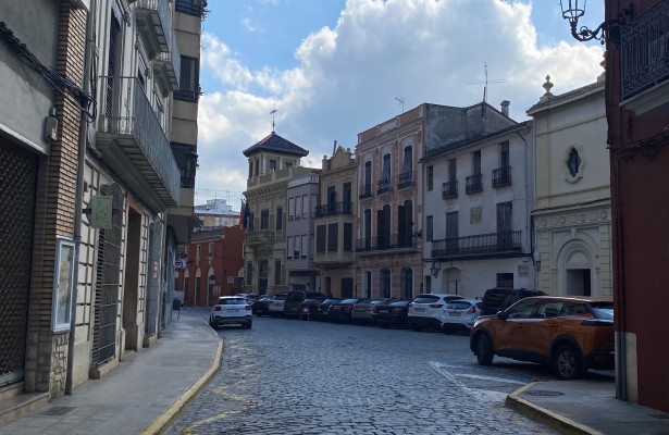 Carcaixent expone a la ciudadanía los proyectos finalistas para la remodelación de Julià Ribera

