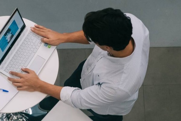 Torrent pone en marcha un asistente virtual para facilitar los trámites administrativos