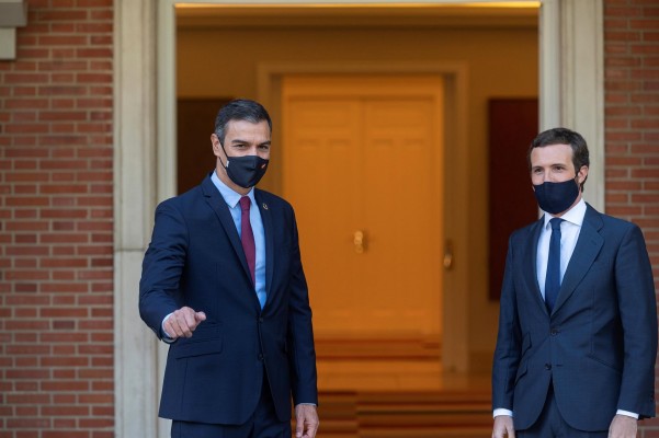 Sánchez y Casado, solo dos reuniones en Moncloa en dos años de legislatura