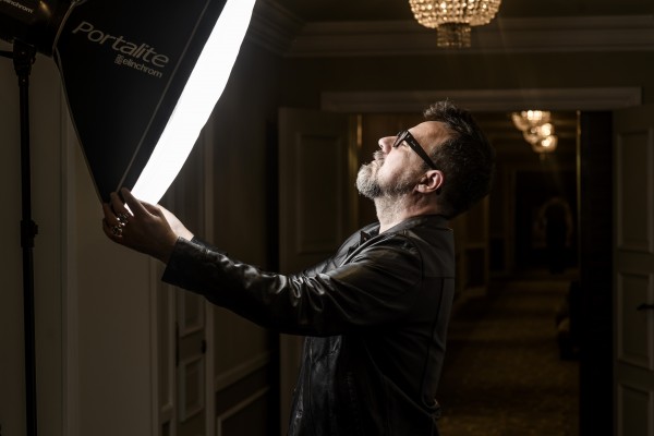 Paco Plaza: “La vida es misteriosa, el cine no tiene por qué no serlo también”