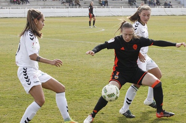 El Valencia CF Femenino escala a la tercera plaza de la Liga Iberdrola