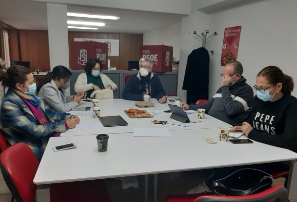 El PSOE aborda con UGT y CCOO el efecto de la reforma laboral en Alicante