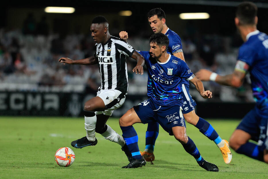 El CD Castellón busca romper su mala racha de resultados ... en El Palmar 