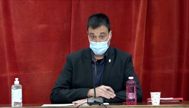 El alcalde de Vinaròs descarta nuevos pactos y reorganiza el equipo de gobierno tras la crisis