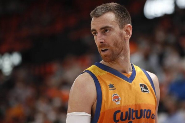 Peñarroya recupera a todos sus jugadores salvo Claver, que ya entrena en pista
