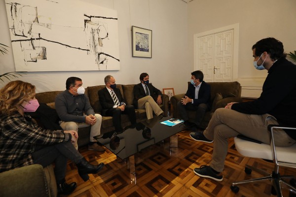 El Real Club de Regatas de Alicante propone instalar un centro de alto rendimiento de vela en La Cantera