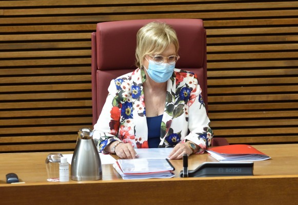 Barceló recibirá al comité del Hospital de Dénia tras el aviso del Síndic de Greuges por negarles información