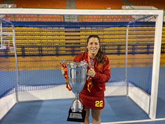 La valenciana Ainoa Civera conquista con España el
EuroHockey Indoor Championships II