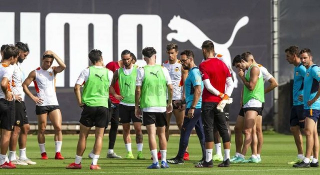 Bordalás da tres días de descanso a la plantilla, pendiente de Alderete 