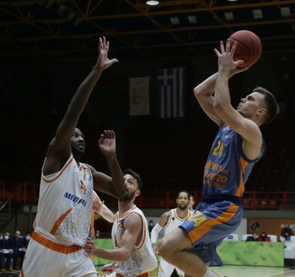 El Valencia Basket afronta tres partidos para encaramarse al primer puesto
