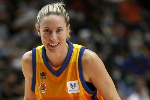 Anna Gómez sube al Top 2 de partidos con Valencia Basket
