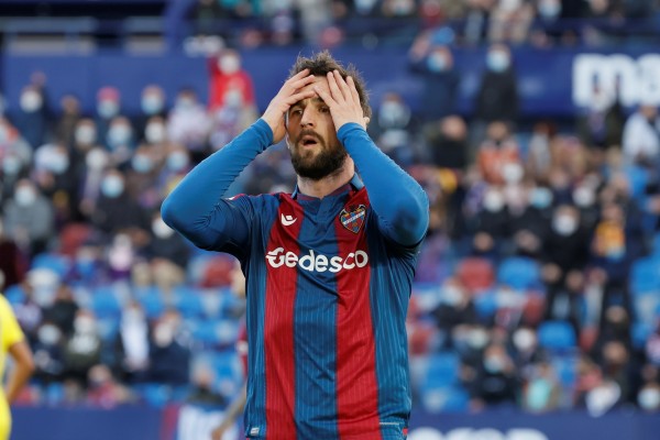 La inocencia en las áreas condena al Levante