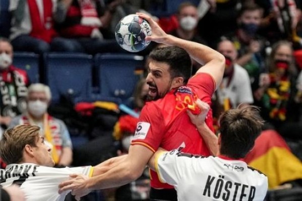España da un nuevo paso a las semifinales con una lección defensiva