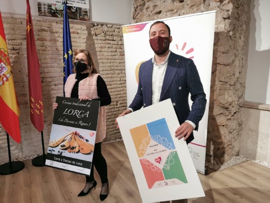 Un libro recoge 90 recetas típicas de Lorca para cocinar 'de Pascuas a Ramos' 