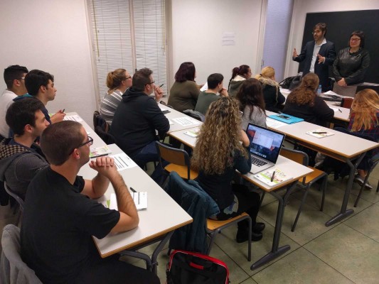 Empleo y la EOI activan 8 cursos formativos con trabajo remunerado financiados con 900.000 euros 