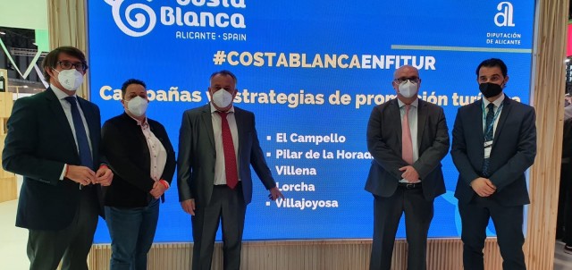 La Vila muestra en Fitur sus fiestas de Moros y Cristianos, patrimonio, gastronomía y turismo de sol y playa
