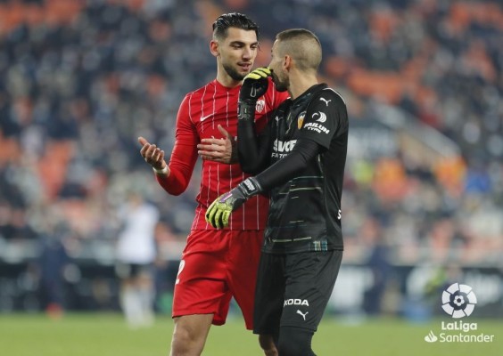 Cillessen conocerá mañana su lesión y Jaume jugará en Madrid