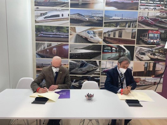 RENFE y la Fundación Trinidad Alfonso impulsarán la participación deportiva en la Comunitat de l’Esport