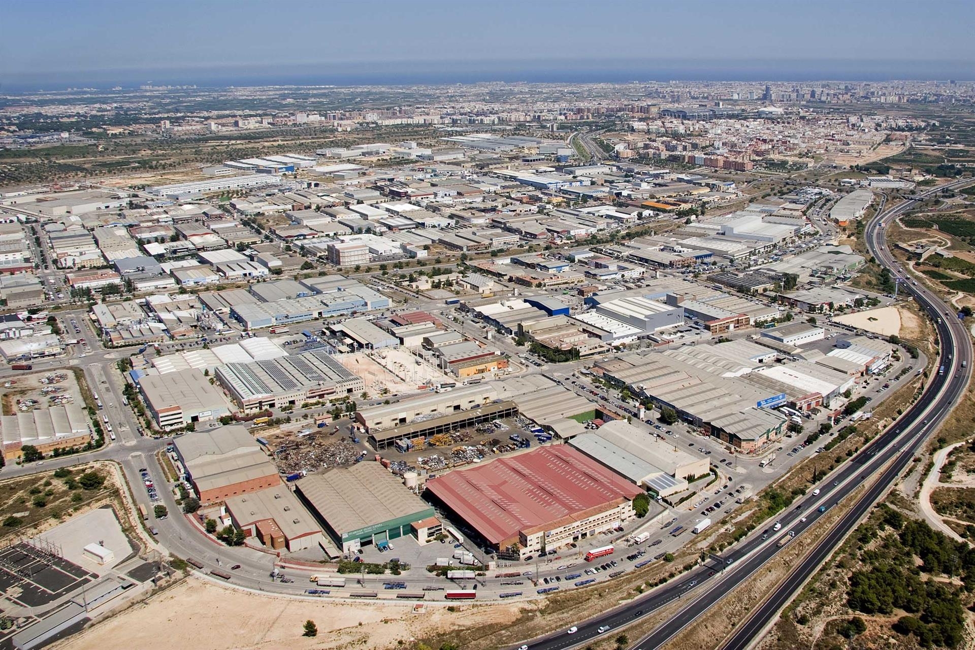 Los polígonos dispondrán de más actuaciones subvencionables para adaptarse a la Ley de Áreas