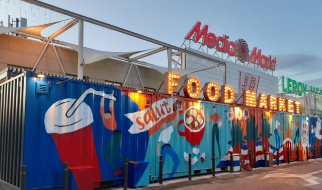 Parque Vistahermosa 'crece' con un zona hostelera inspirada en los 'food truck' y provista de terraza 