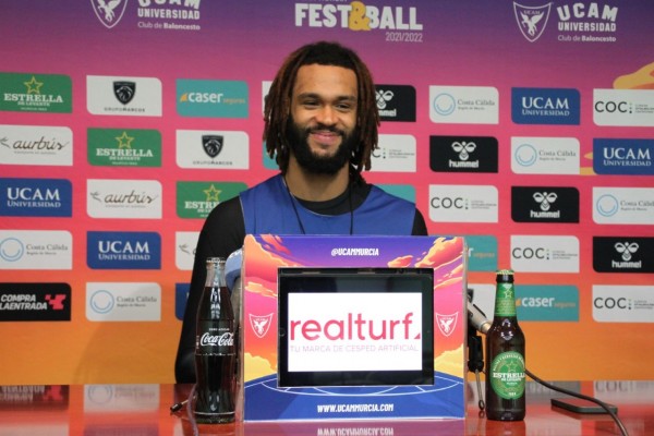 Webb admite en el UCAM CB 