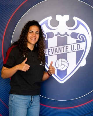 La barcelonista Andrea Falcón jugará cedida en el Levante