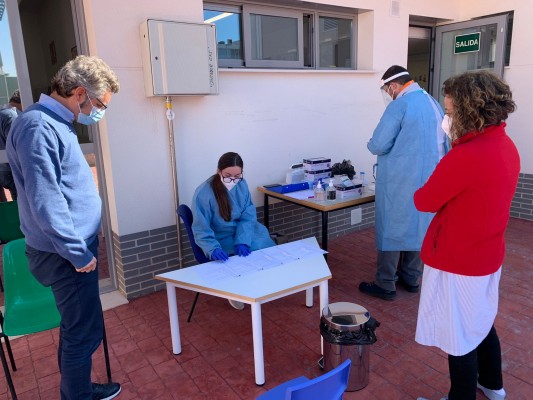 Murcia realiza cribados covid a los trabajadores de las escuelas infantiles del municipio