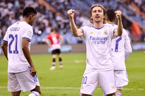 El Real Madrid, campeón de la Supercopa tras superar al Athletic Club
