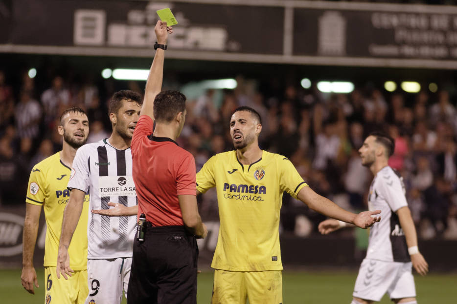 Villarreal B y Castellón se reencuentran con la alineación indebida de Castalia en el recuerdo