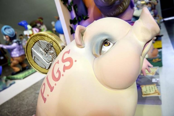 Ayuntamiento y Diputación desbloquean el estudio de impacto económico de las Fallas