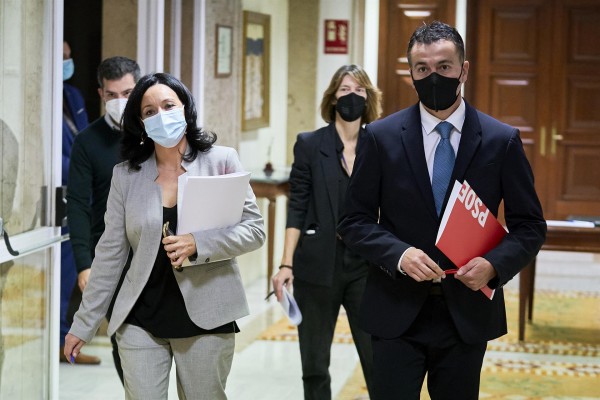 El PSOE lleva al Congreso una ley para publicar la estadística de contratos públicos con pymes