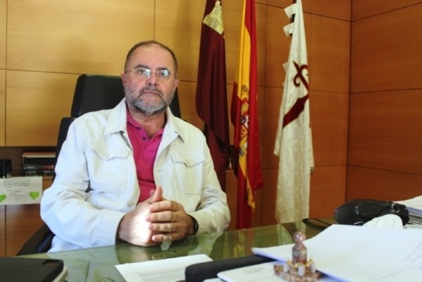 Tristeza y conmoción por la muerte de Juan José Cánovas, el único alcalde de Izquierda Unida de la Región