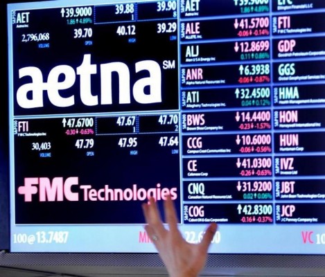 Adiós a la multimillonaria fusión de las aseguradoras de salud Aetna y Humana