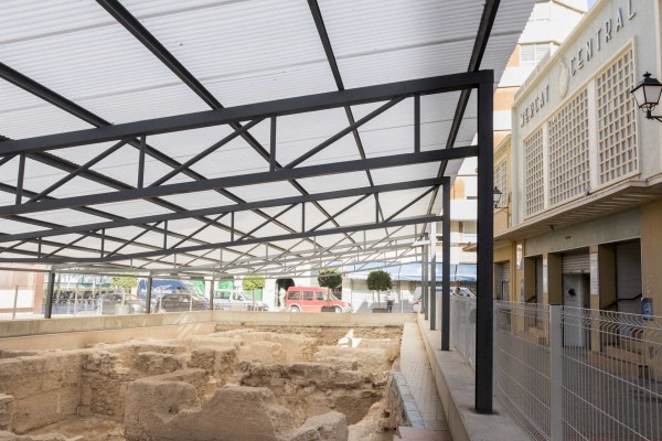 'Salvem el Mercat' enmienda el paso dado hacia el nuevo mercado: el edificio forma parte de un BIC
