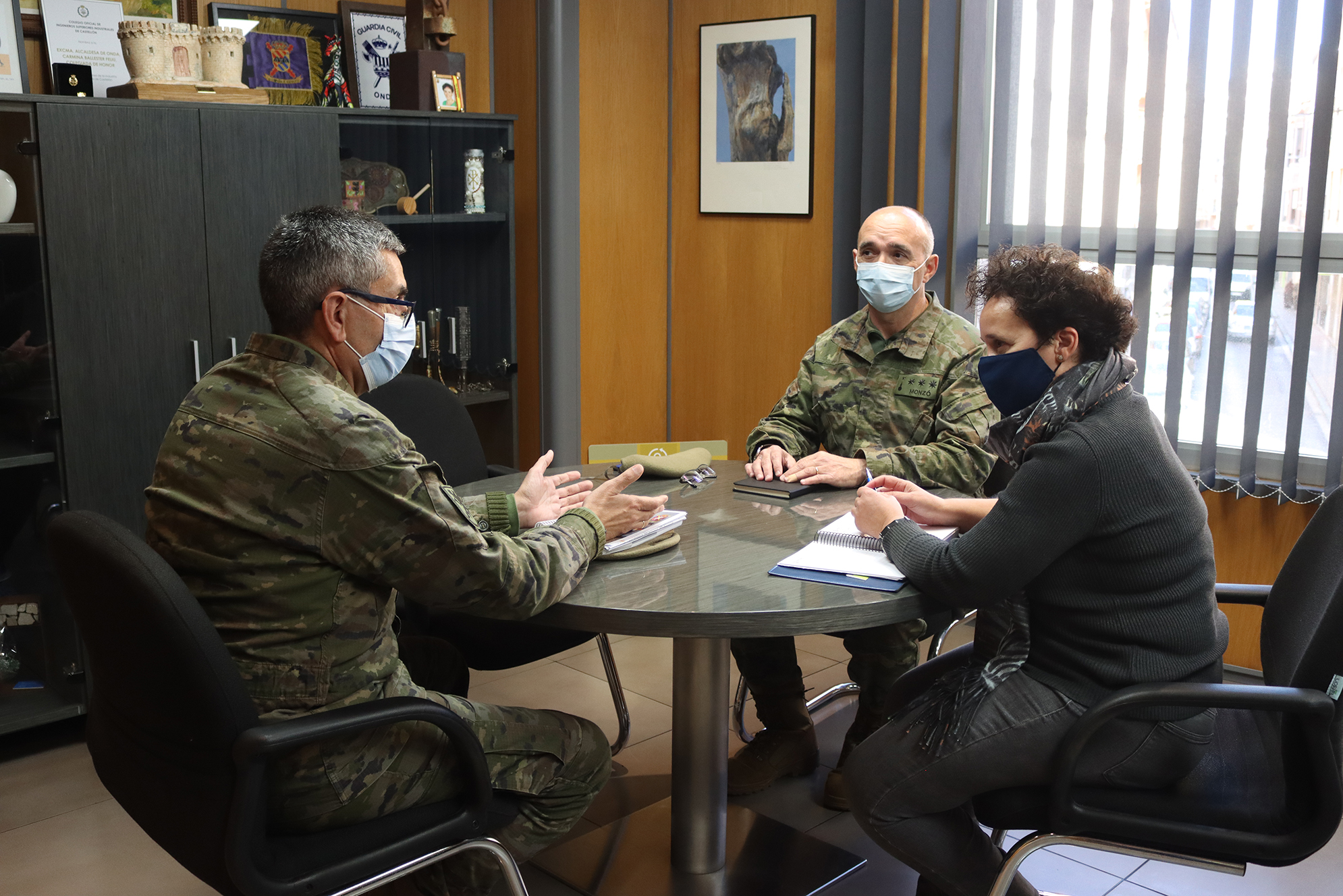Carmina Ballester agradece al Ejército su labor 