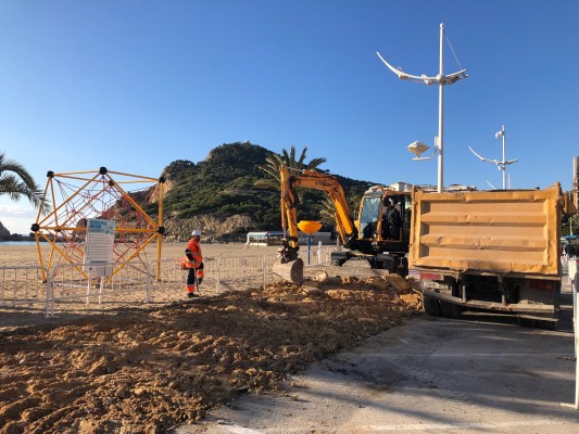 Empiezan las obras de remodelación del paseo frontal de la Cala de Finestrat