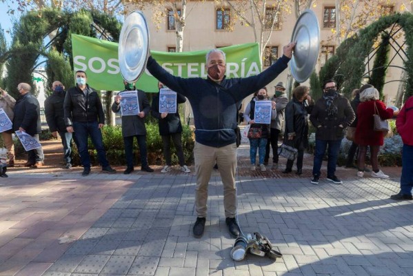 Vox recurre al TSJ las restricciones de Miras contra la hostelería