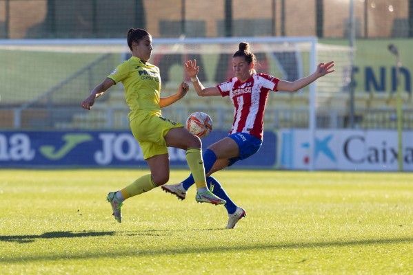 El Atlético golea al Villarreal e interrumpe su buena racha
