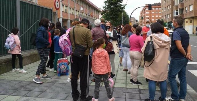 El inicio de las clases arrancan en la Región con las bajas de 920 docentes, récord en la pandemia
