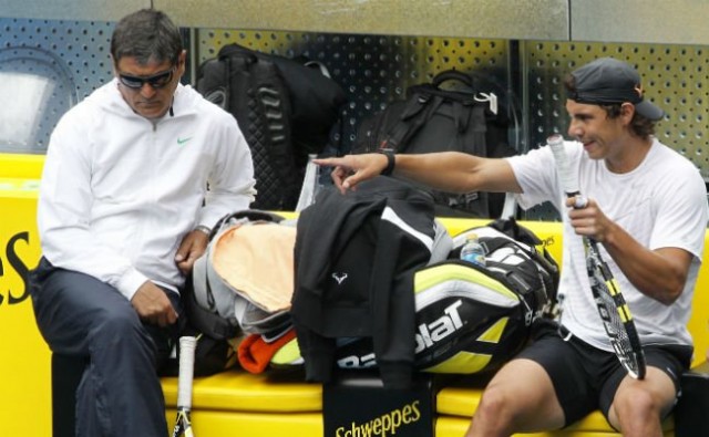 Toni Nadal sigue con Rafa e incluso si le necesita el próximo año estará