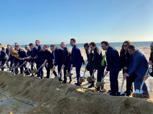 Iberdrola se hace con el control de 2.000 MW de capacidad eólica marina en EEUU