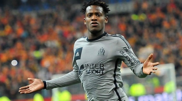 Batshuayi aportaría gol y talento al Valencia