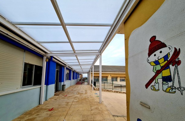 Elda acomete mejoras en cuatro centros educativos públicos de la ciudad con una inversión de 90.000 €