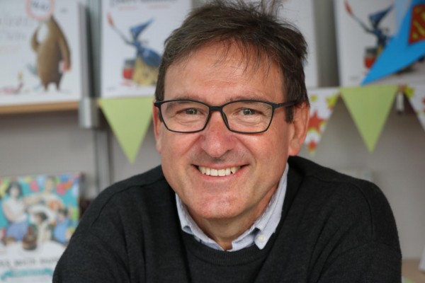 Carles Cano, Albena Teatre i la Biblioteca de Cocentaina, guardonats amb els Premis Fundació Bromera 