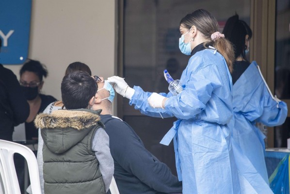 España suma 292.394 casos, 202 muertes por covid y la incidencia alcanza los 2.989 casos